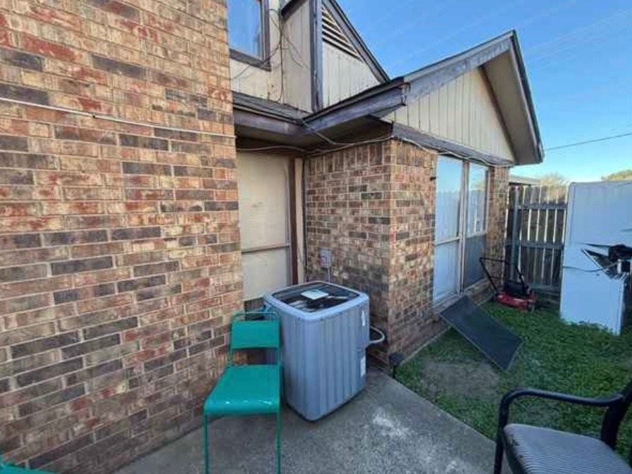 2708 Sherry St - Photo 4 of 10