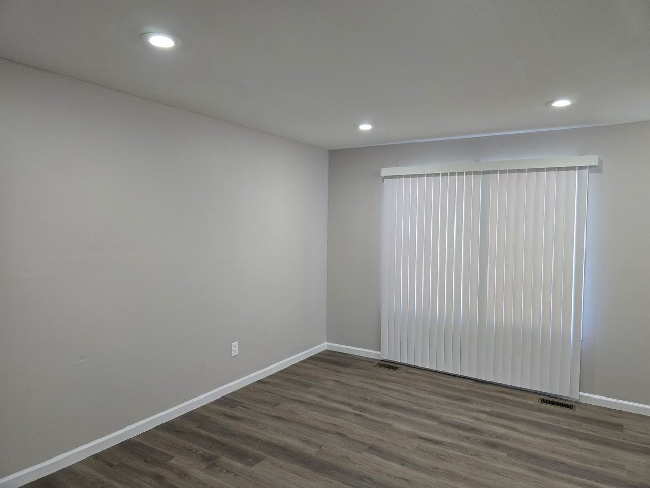 38177 Jamestown Dr - Photo 3 of 28
