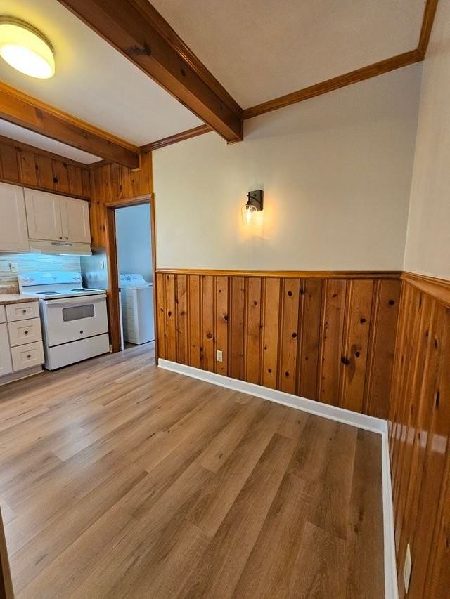 1739 Hancock Ave - Photo 7 of 20