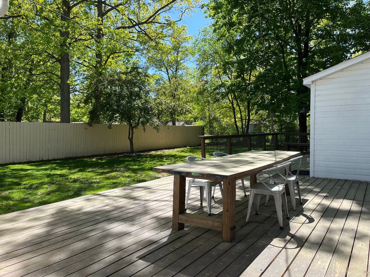 1128 Rose St - Photo 5 of 19