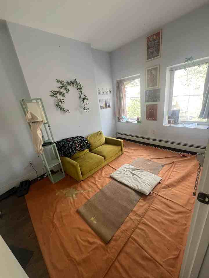 397 Woodlawn Ave #B - Photo 6 of 20