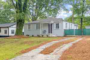 featured image of 2533 Godfrey Dr Nw