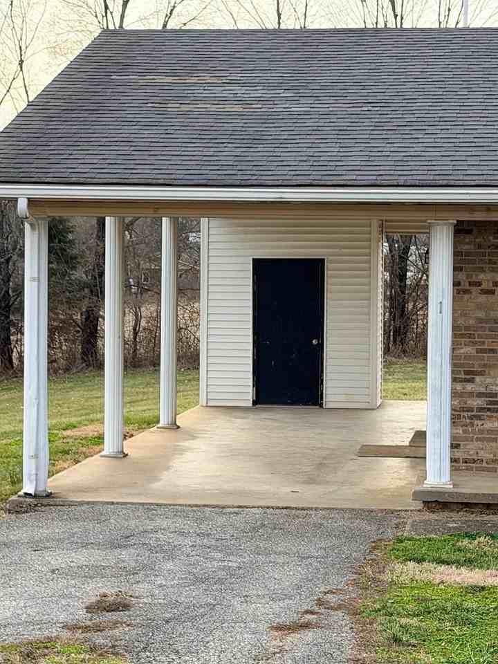 8415 Shell Ln Nw #6 - Photo 2 of 20