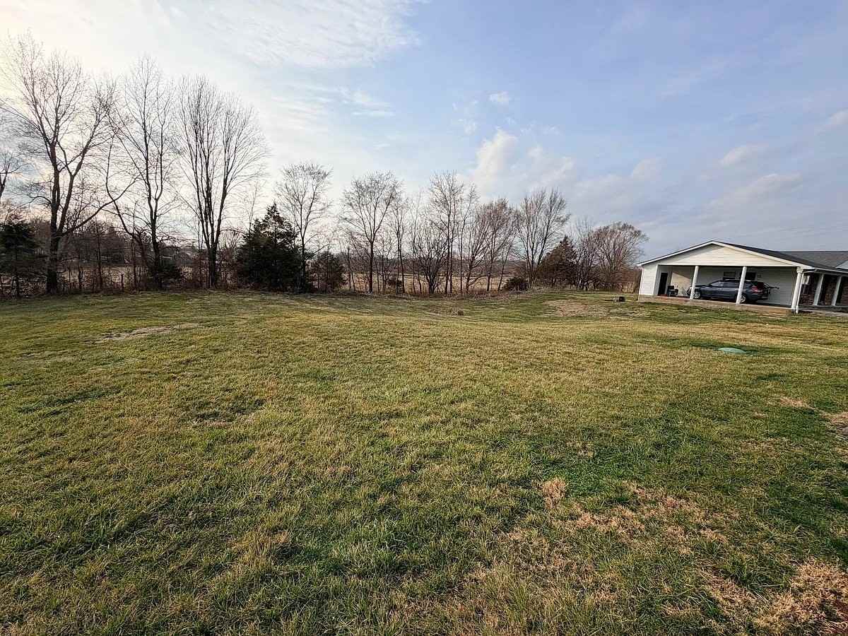 8415 Shell Ln Nw #6 - Photo 3 of 20