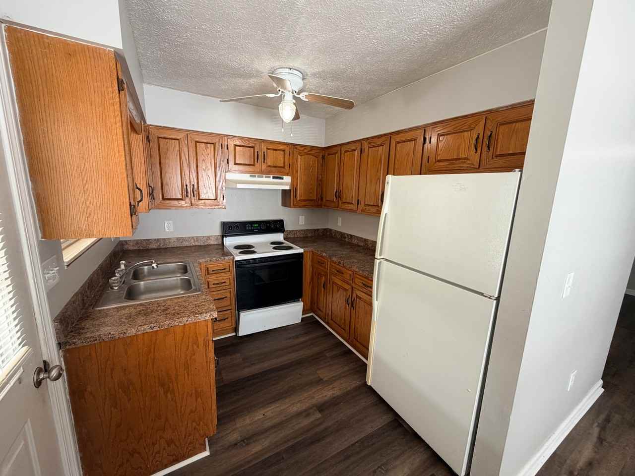8415 Shell Ln Nw #6 - Photo 6 of 20