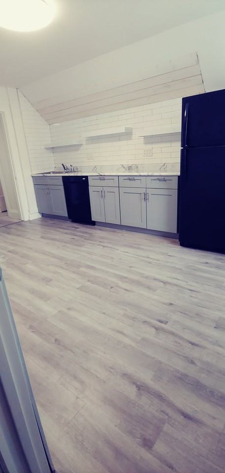 5909 33rd Ave - Photo 2 of 6