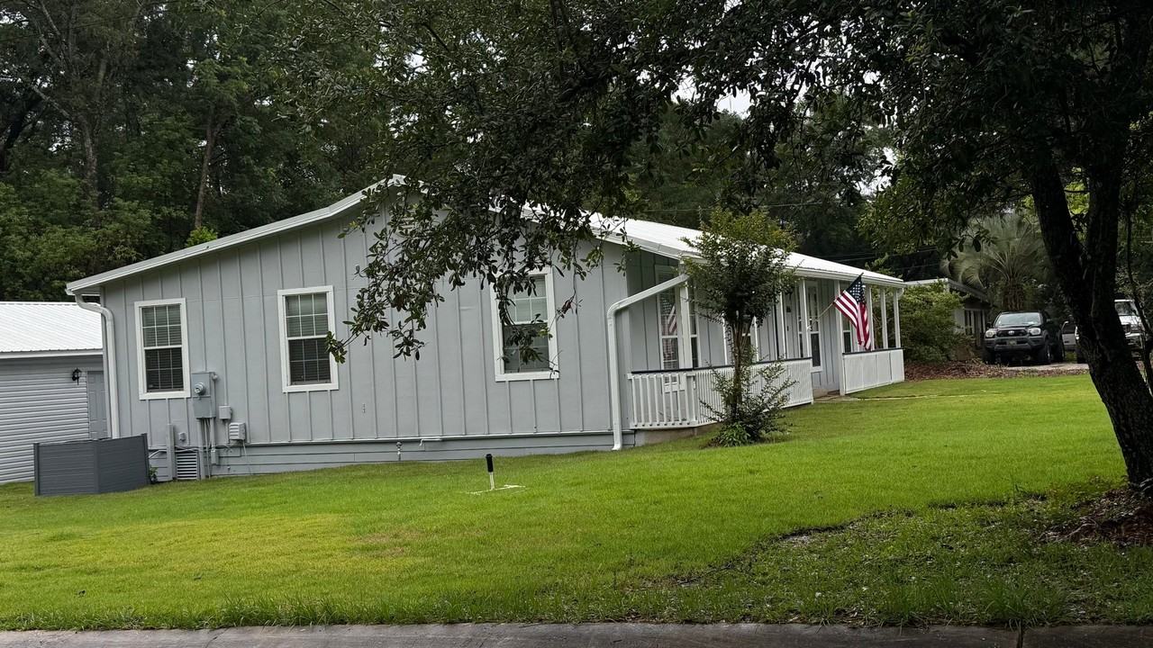 656 Fairhope Ave - Photo 4 of 11