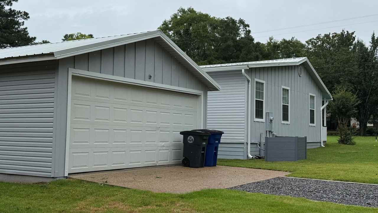 656 Fairhope Ave - Photo 5 of 11