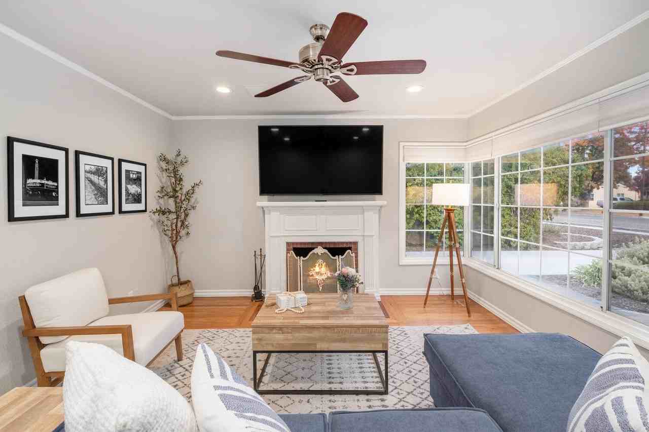 63 E Cortland Ave - Photo 3 of 19