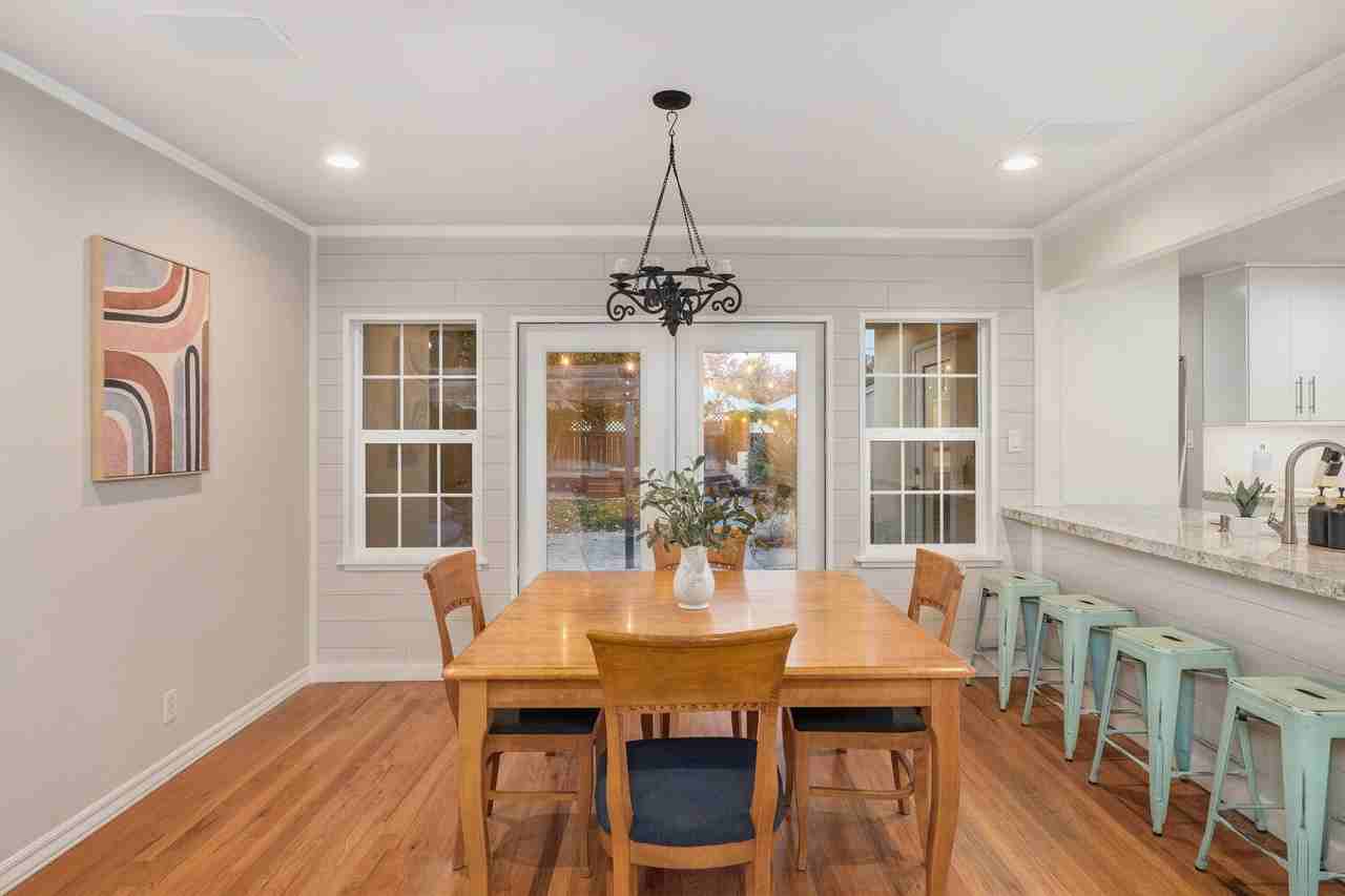 63 E Cortland Ave - Photo 6 of 19