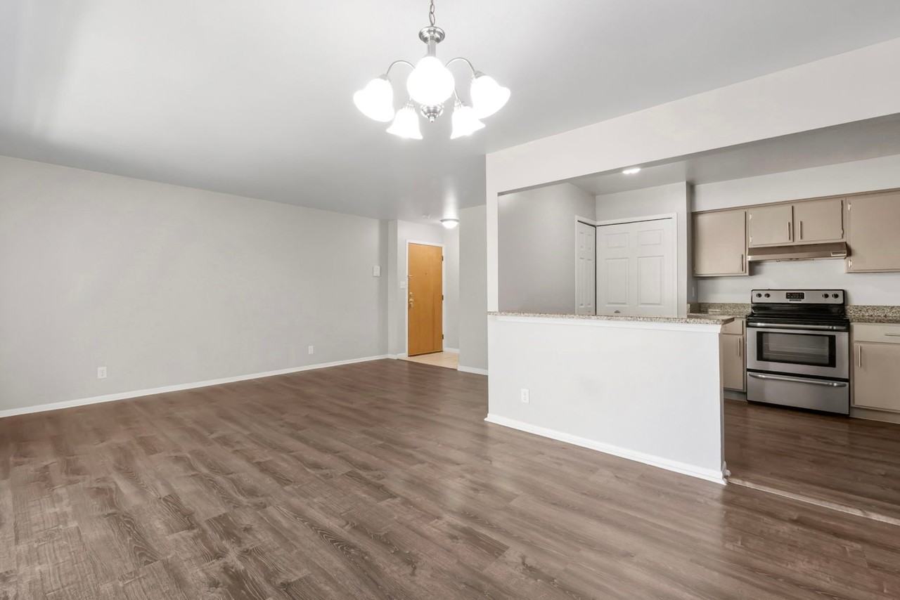 8657 Kennedy Cir #7 - Photo 7 of 20