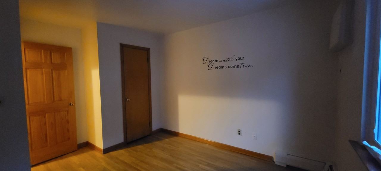 219 Roosevelt St #2 - Photo 5 of 8