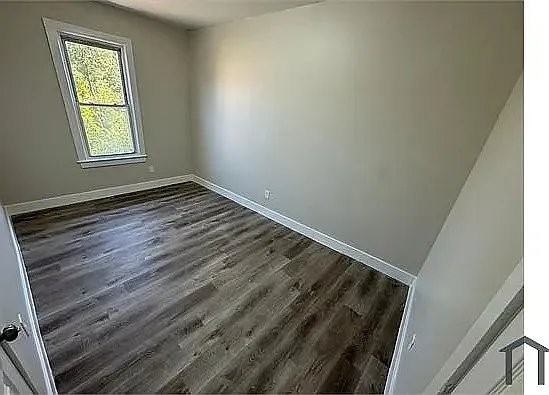 28 Wainwright St #28-3 - Photo 4 of 6