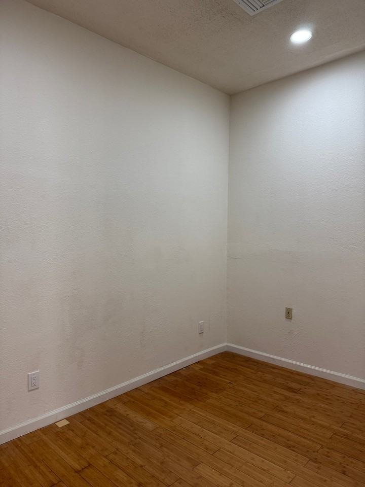6740 Mission St - Photo 6 of 12
