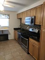 featured image of 1000 Hartman St #5