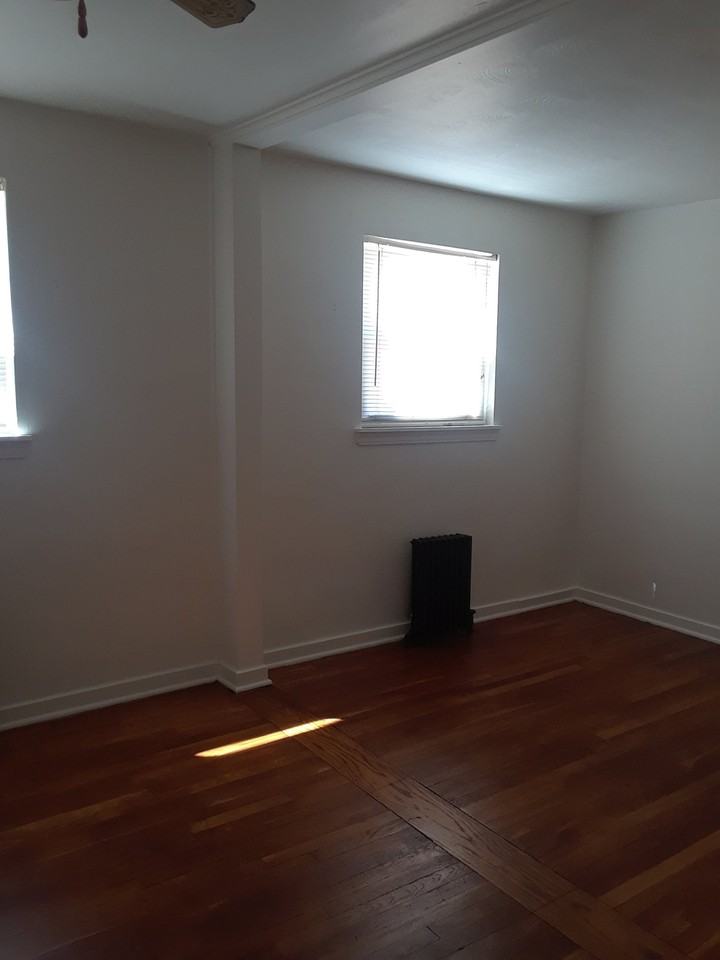 1000 Hartman St #5 - Photo 5 of 10