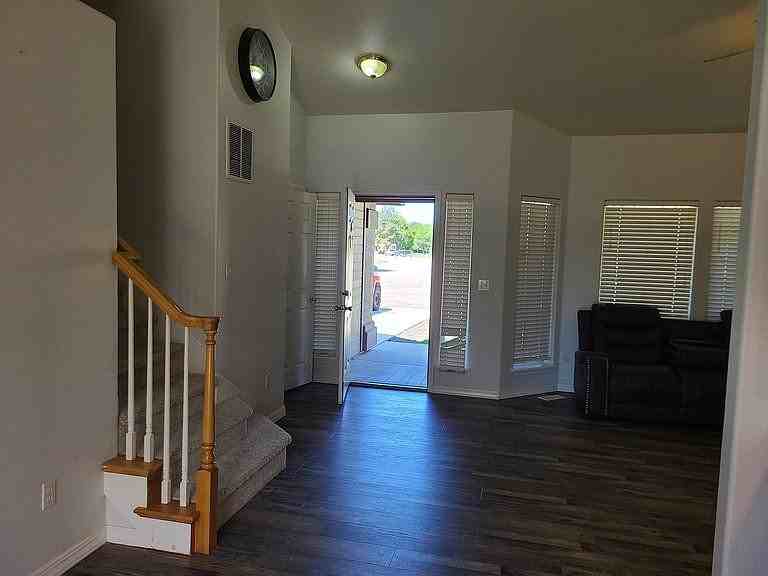 2262 N Aronmink Way - Photo 3 of 5
