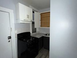featured image of 137 3rd St #137-2