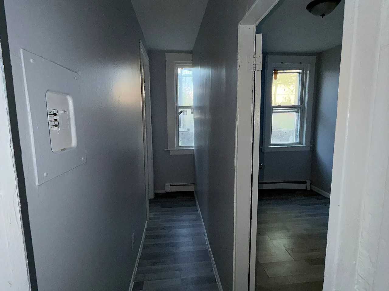 137 3rd St #139-4 - Photo 7 of 7