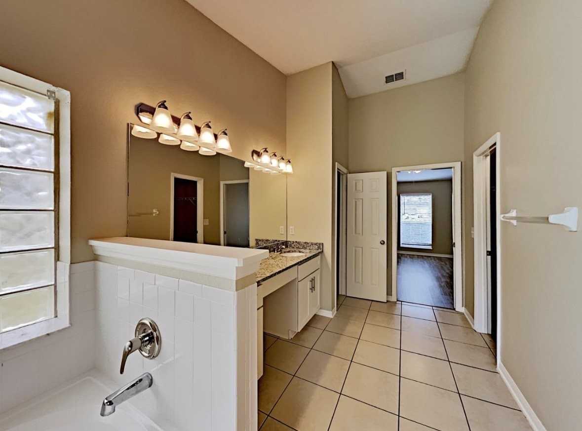 2391 Boone Pl - Photo 3 of 8