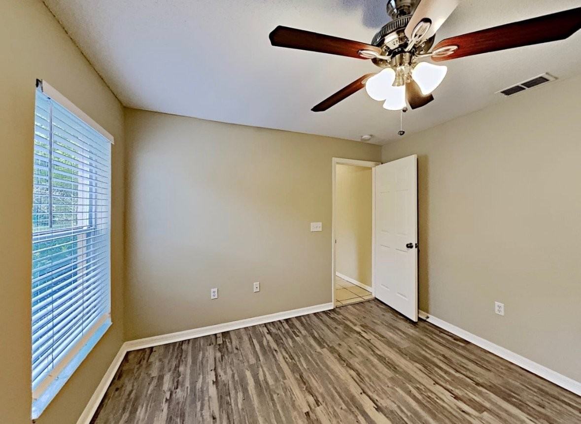 2391 Boone Pl - Photo 4 of 8