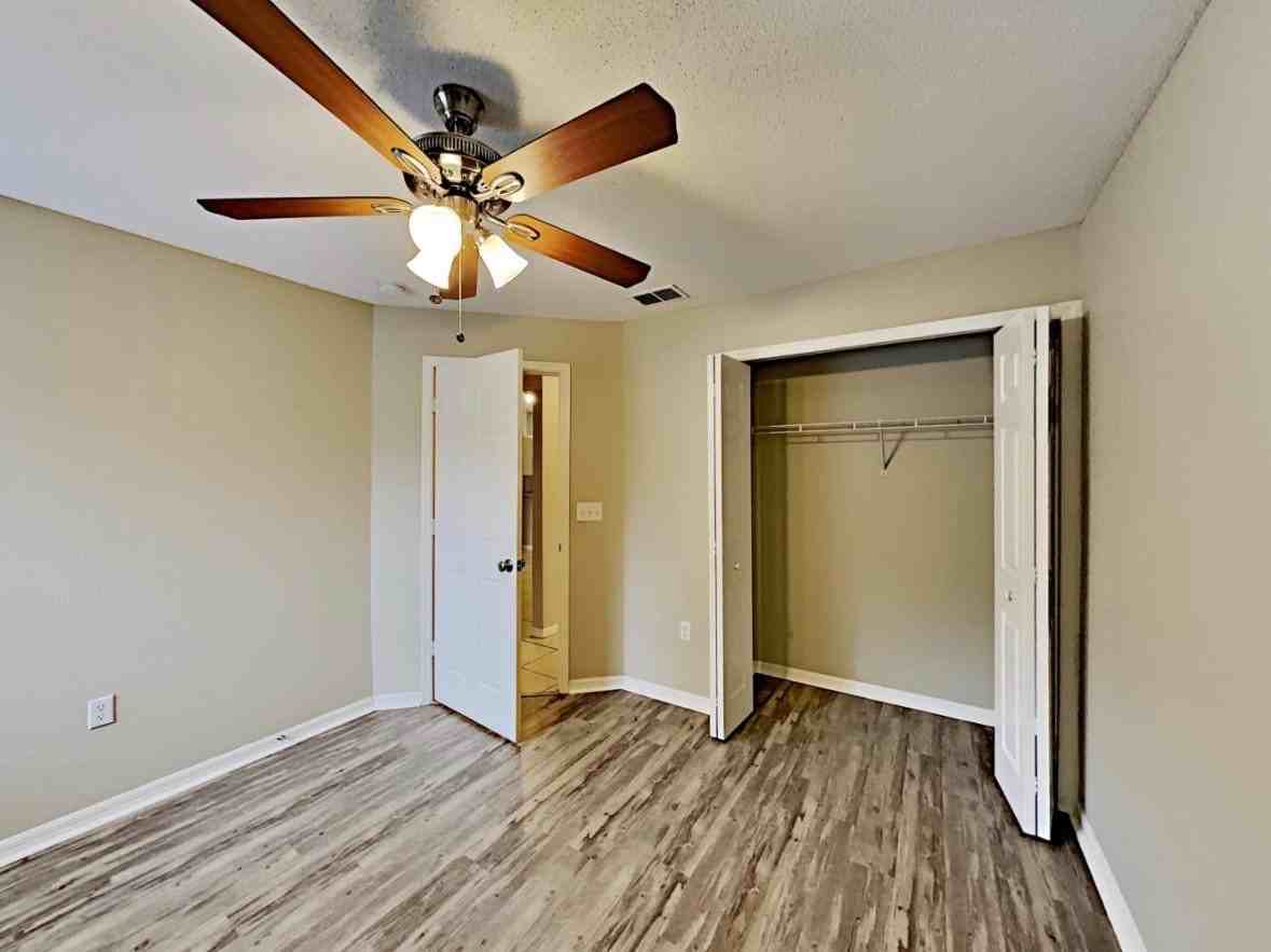 2391 Boone Pl - Photo 6 of 8