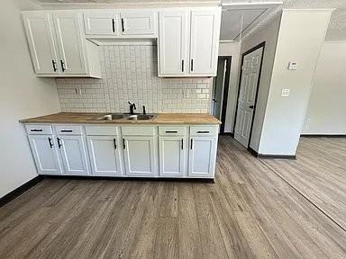 3010 Indiana Ave #2 - Photo 5 of 12