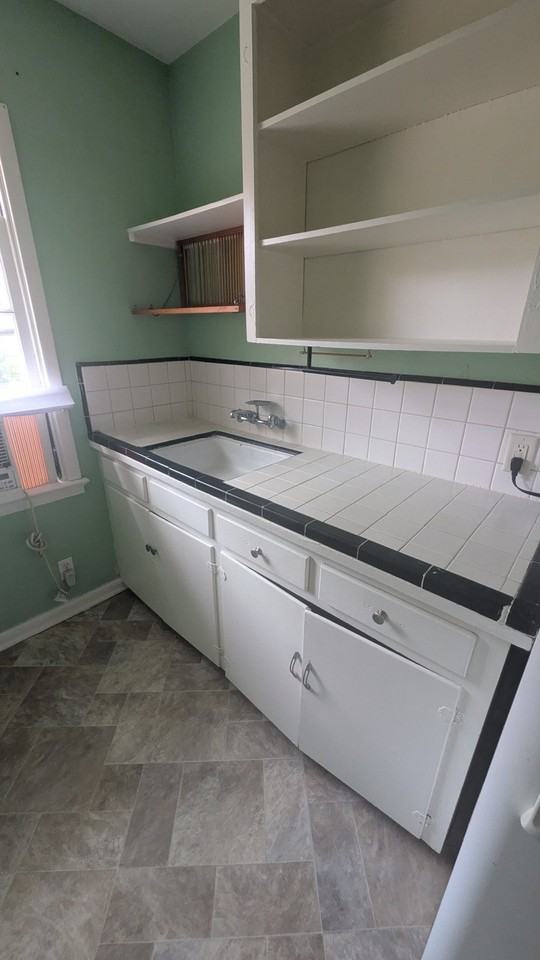 2225 Wisteria St #D - Photo 4 of 13
