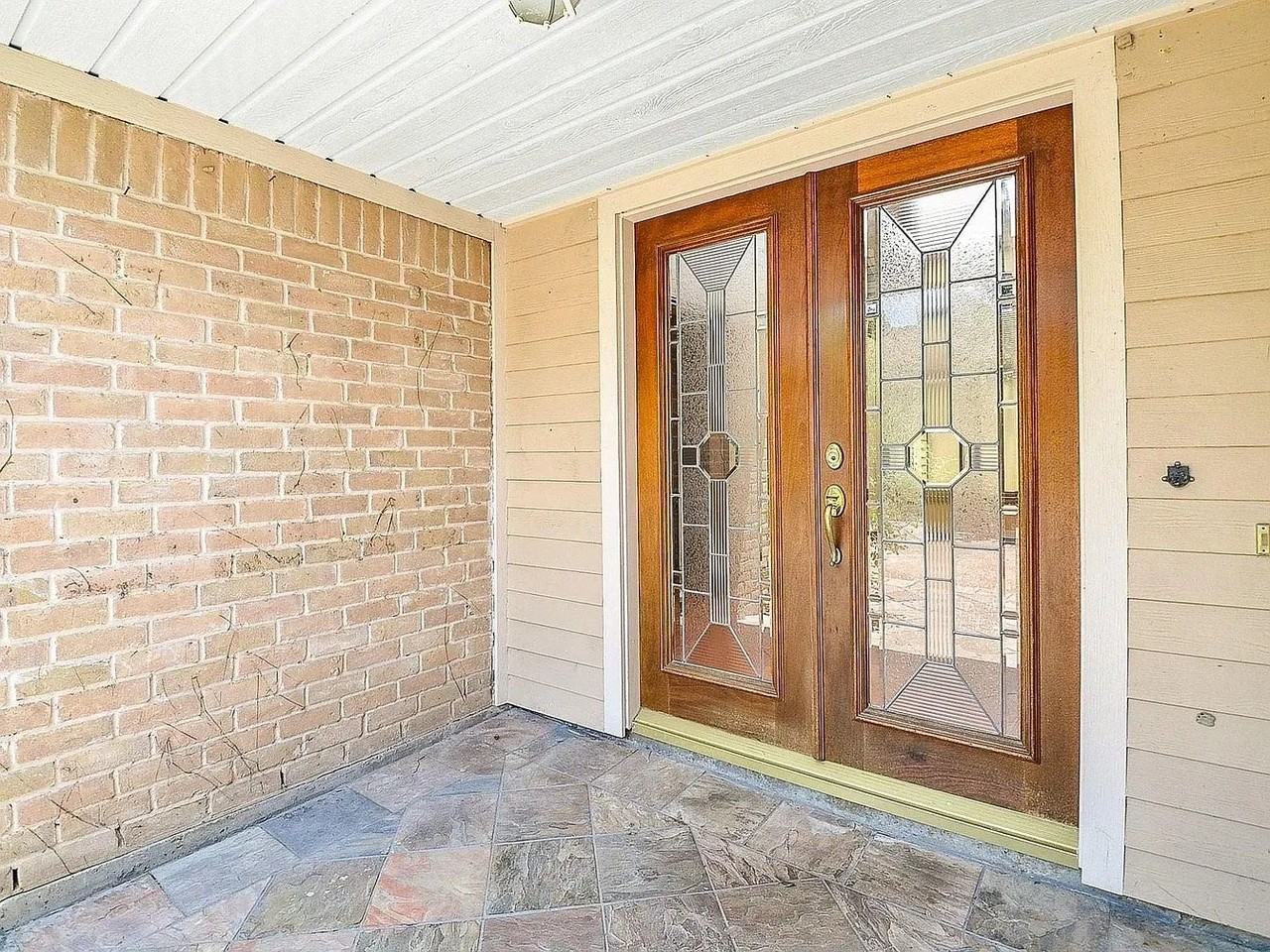 7003 Blandford Ln - Photo 5 of 9