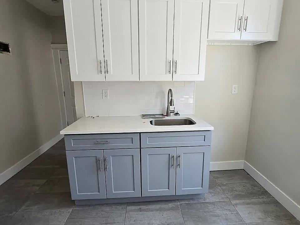 494 E 23rd St #494-8 - Photo 5 of 9