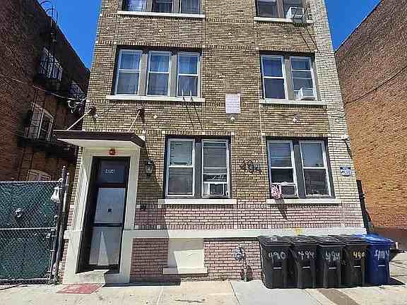 494 E 23rd St #494-8 - Photo 6 of 9