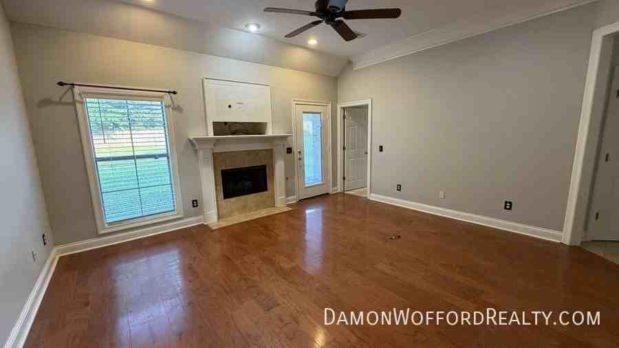 105 Laurel Ridge Rd - Photo 2 of 7
