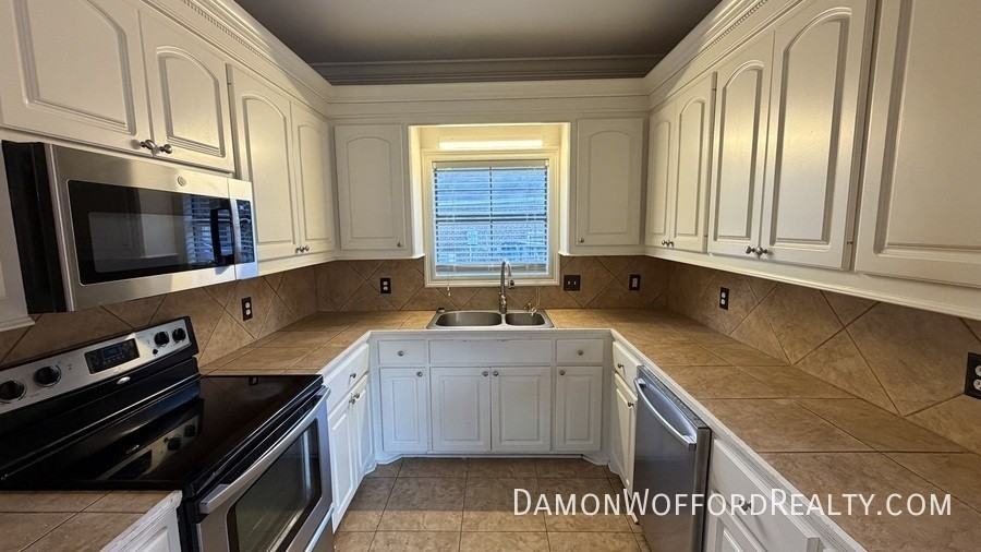 105 Laurel Ridge Rd - Photo 6 of 7