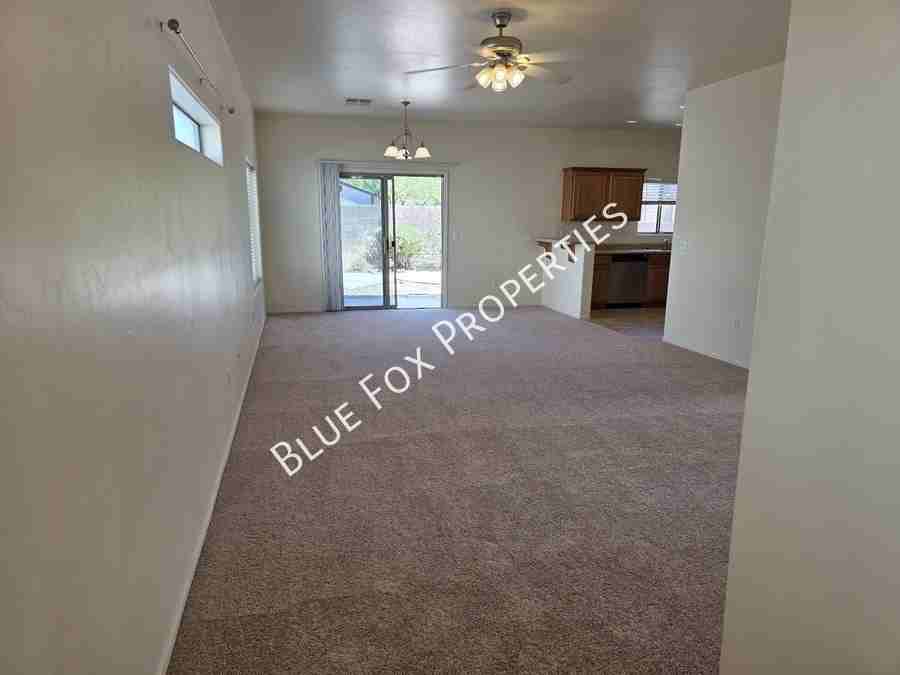 3508 W Lost Village Ln - Photo 7 of 42