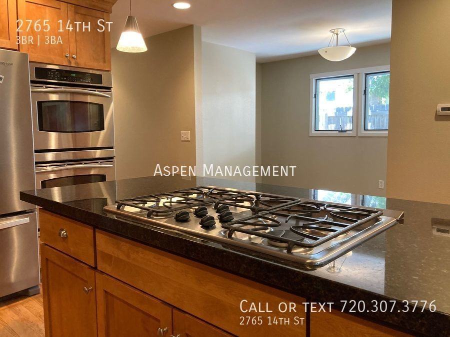 2765 14th St - Photo 6 of 15