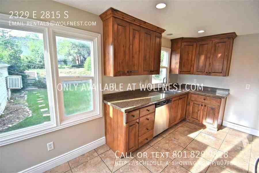 2329 E 2815 S - Photo 7 of 21