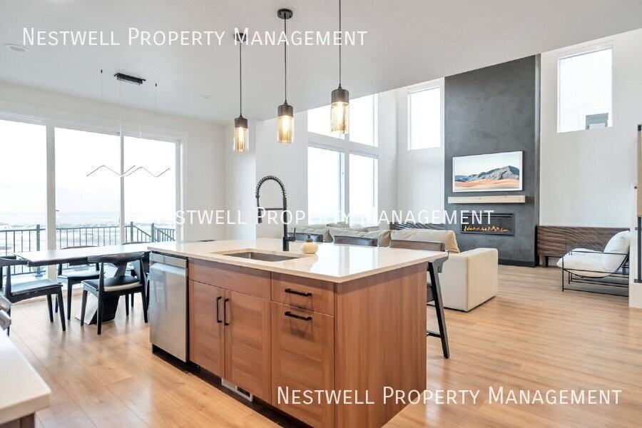 76 N Midland Dr - Photo 3 of 29