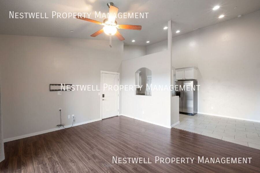 127 E Jordan Ridge Blvd #412 - Photo 3 of 25