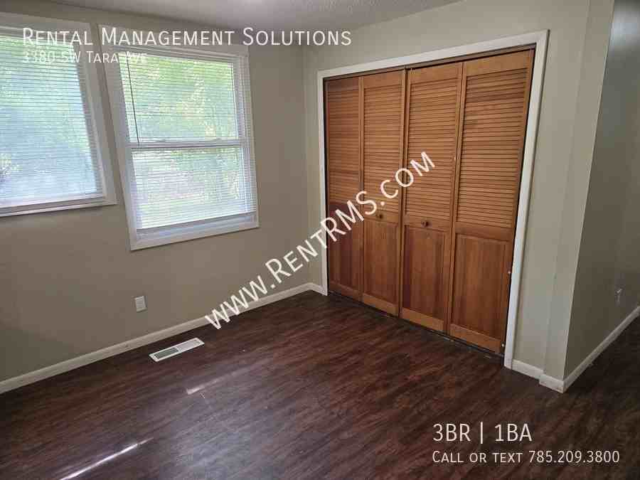 3380 Sw Tara Ave - Photo 6 of 23