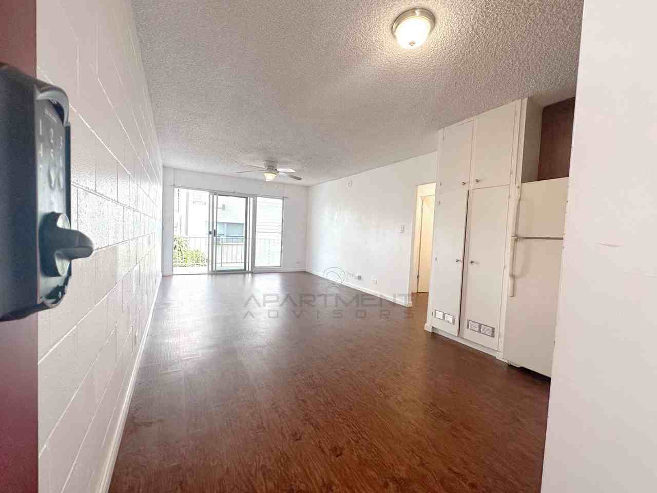1130 Hassinger St Apt 3g #3G - Photo 4 of 13