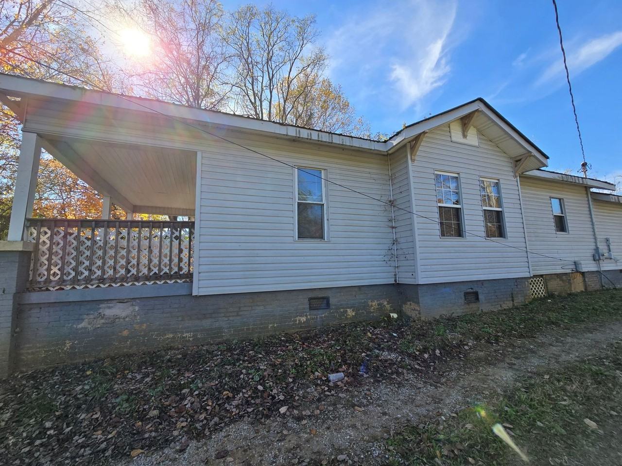 117 N Main St - Photo 2 of 21