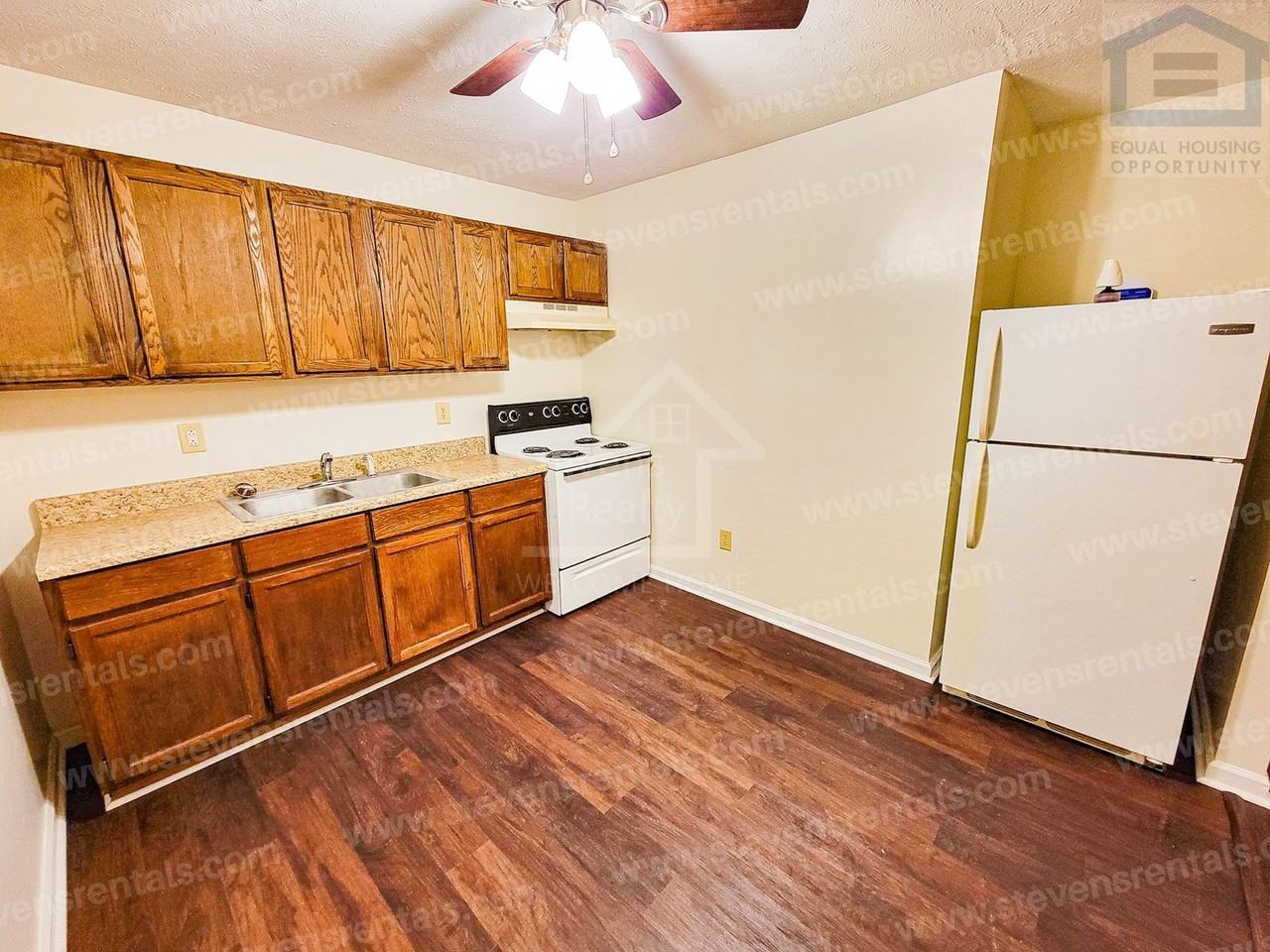 62 Bybee Woods Dr #2 - Photo 5 of 9