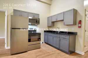 featured image of 220 E Chestnut St #2E