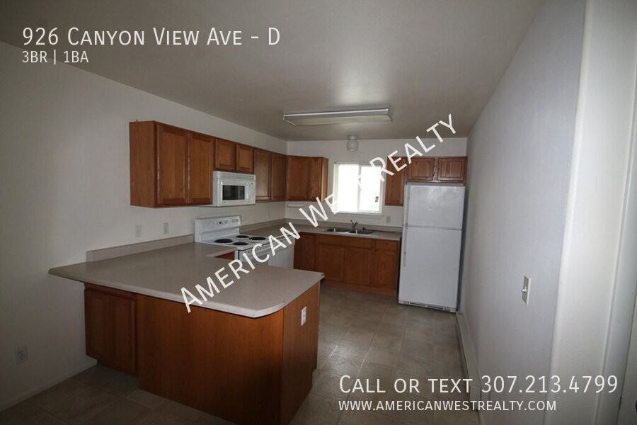 926 Canyon View Ave #D - Photo 2 of 6