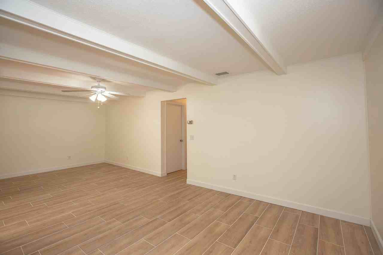 2242 King Johns Ct - Photo 7 of 12