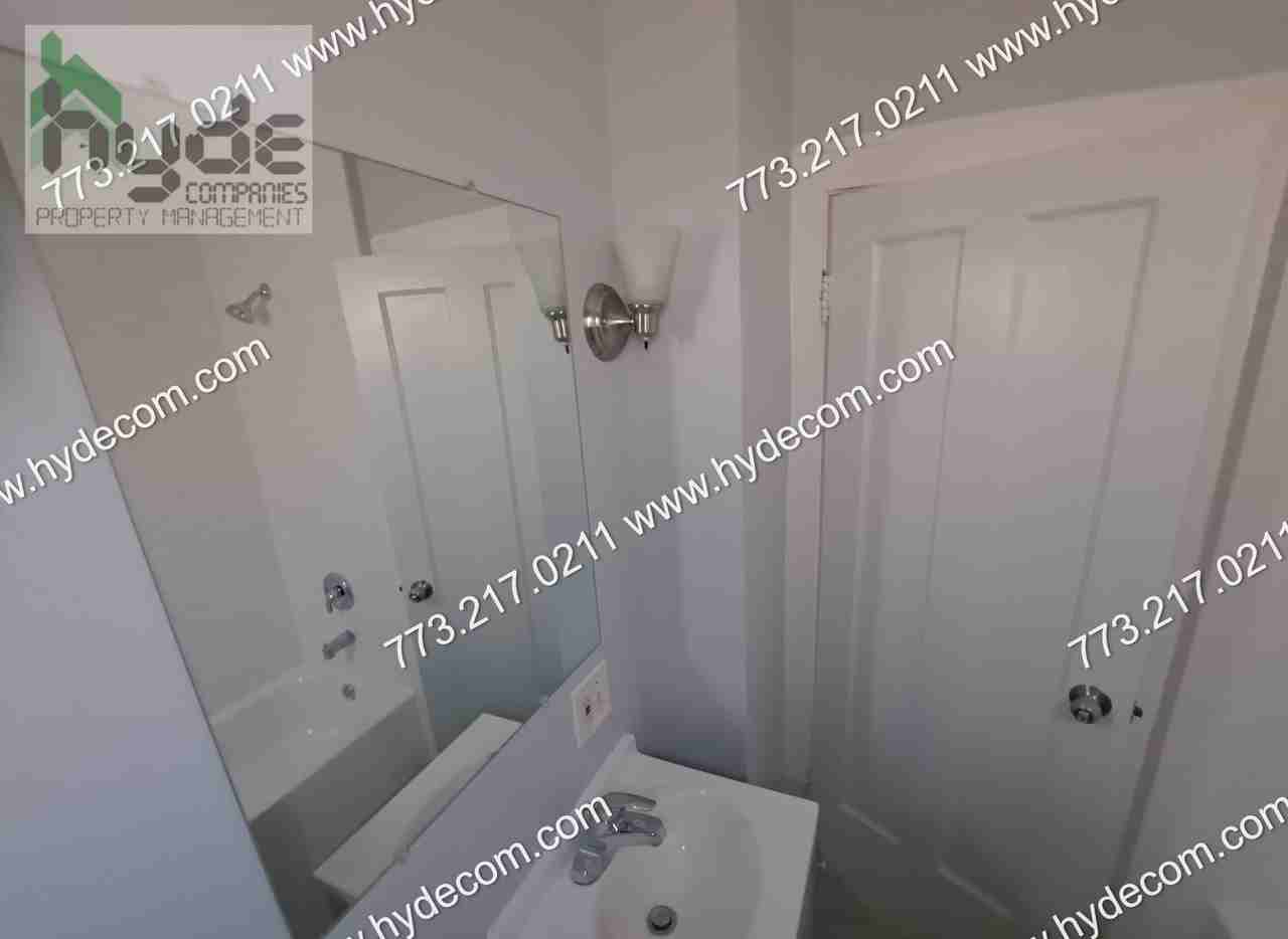 10017 S La Salle St #1 - Photo 3 of 10