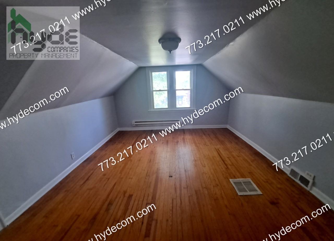 10017 S La Salle St #1 - Photo 6 of 10
