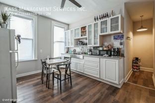 2100 W Cullerton St #2M - Photo 1 of 1