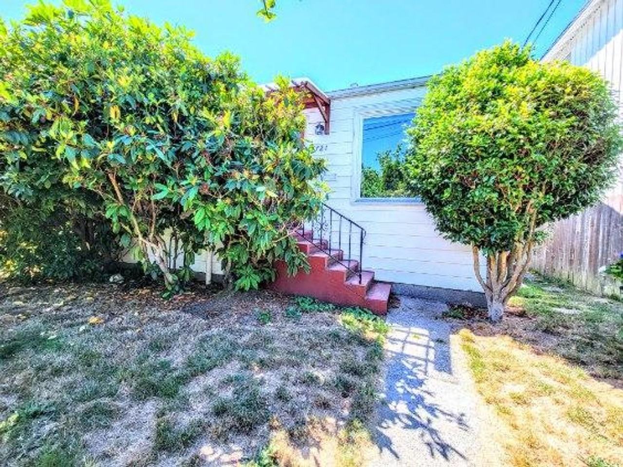 7721 Earl Ave Nw - Photo 2 of 15