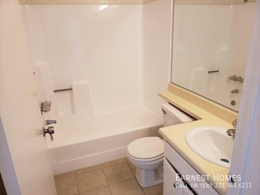 3626 Empire Dr #5 - Photo 6 of 7